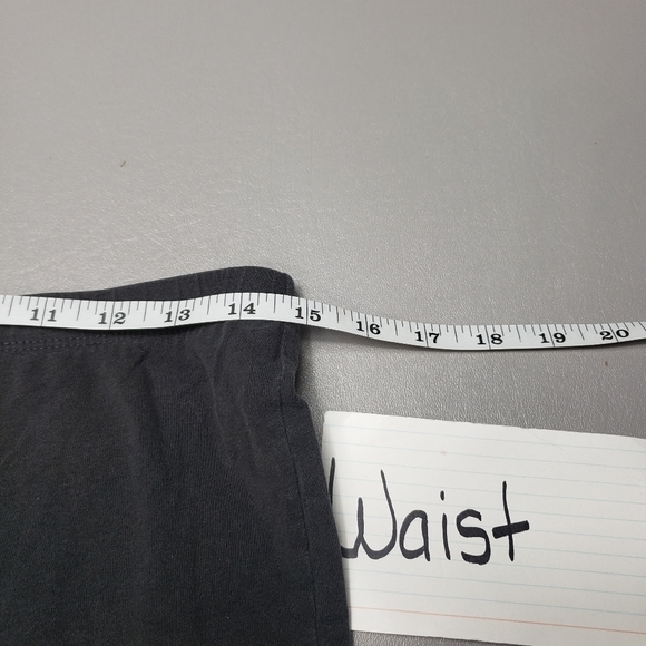 3/$15 Sonoma basic gray cropped leggings women's size medium - Picture 7 of 9